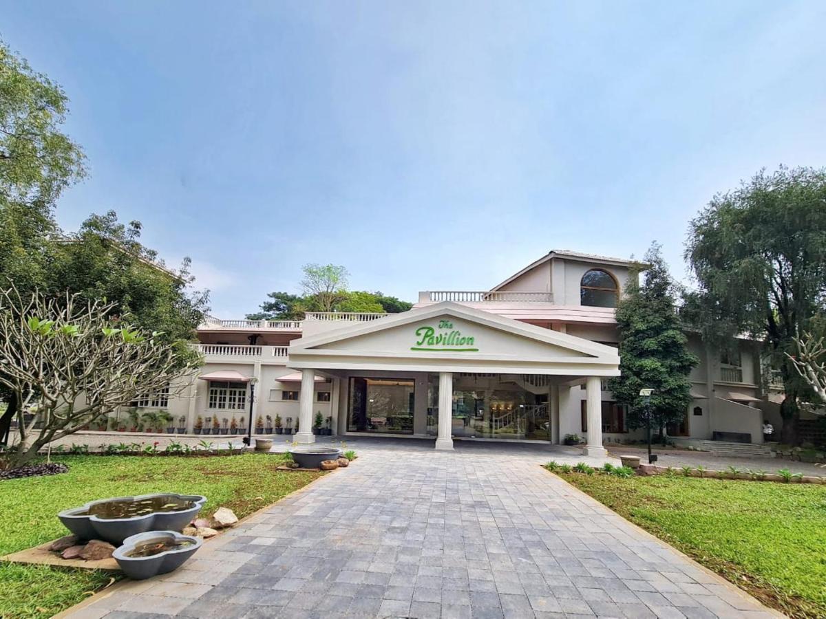 The Pavillion Hotel Kolhapur Eksteriør bilde