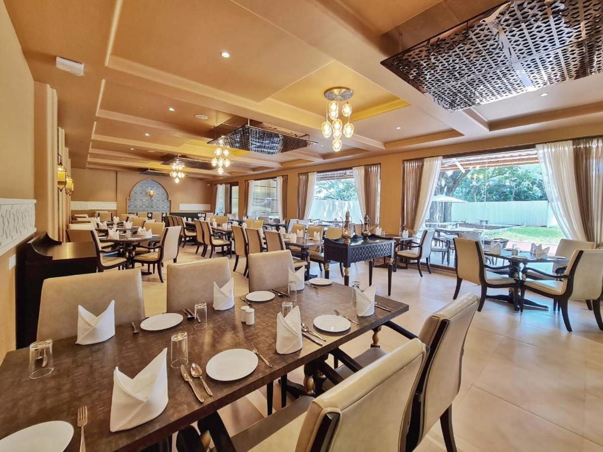 The Pavillion Hotel Kolhapur Eksteriør bilde
