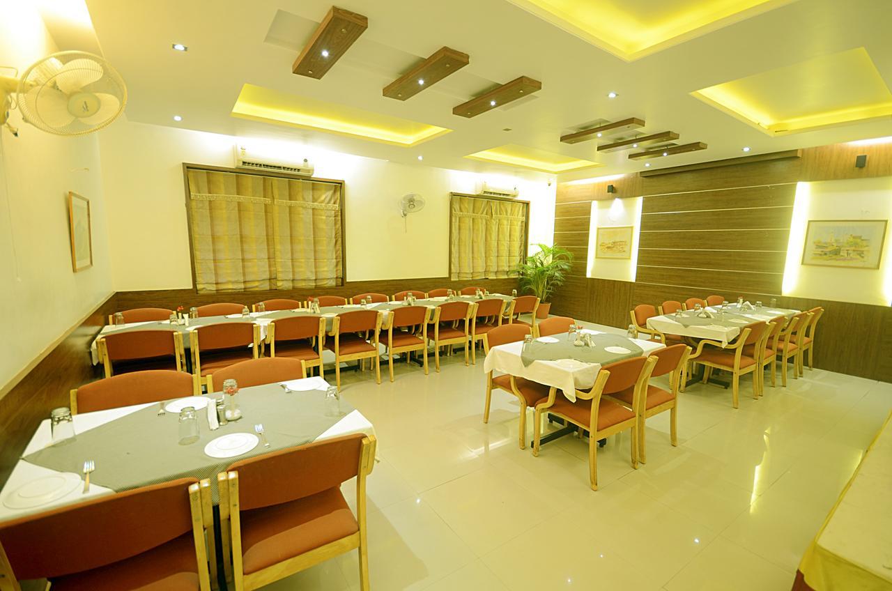 The Pavillion Hotel Kolhapur Eksteriør bilde